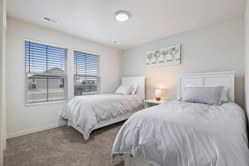Beautiful Brand New Kuna Home! 外观 照片